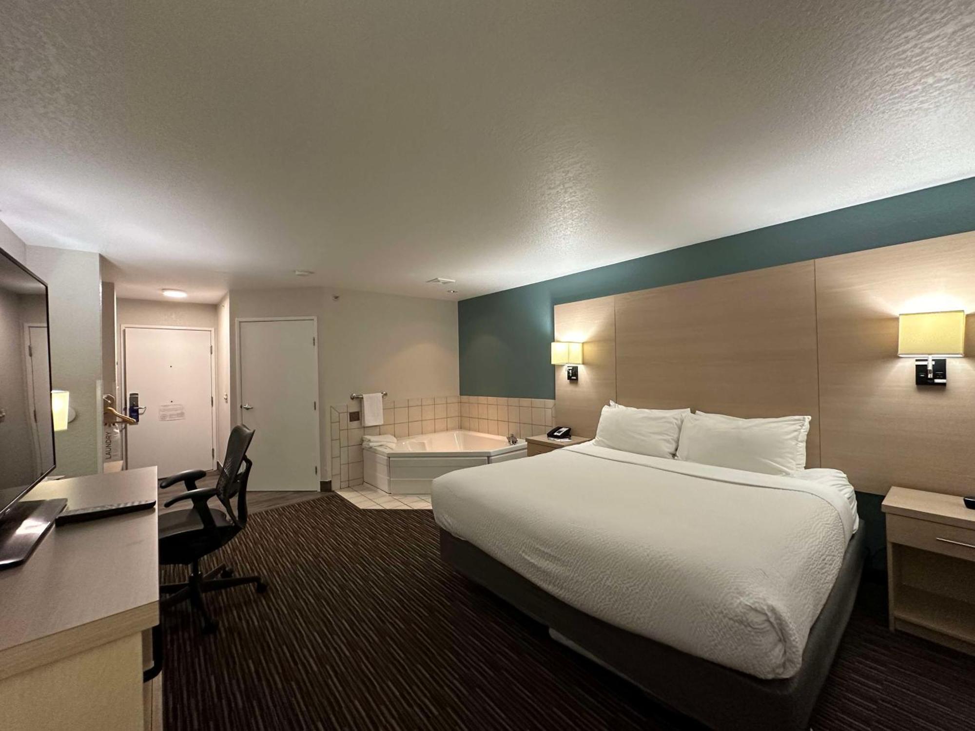 Best Western Watertown Dış mekan fotoğraf
