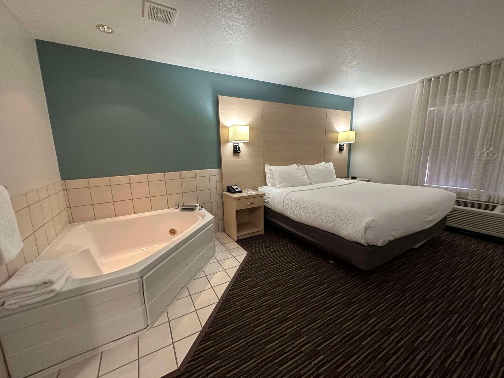 Best Western Watertown Dış mekan fotoğraf